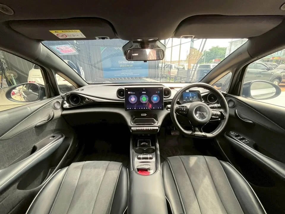 2023 BYD Dolphin 2