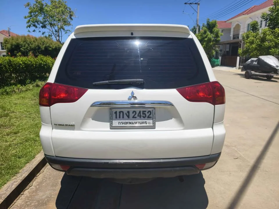 2013 Mitsubishi Pajero Sport II 2