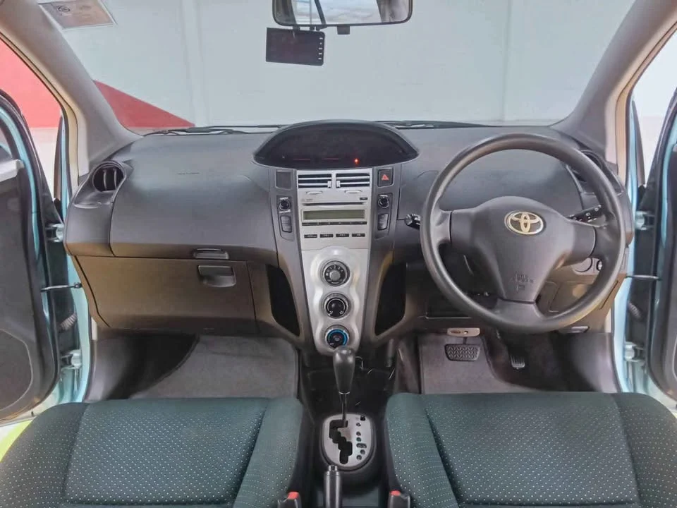 2006 Toyota Yaris II 3