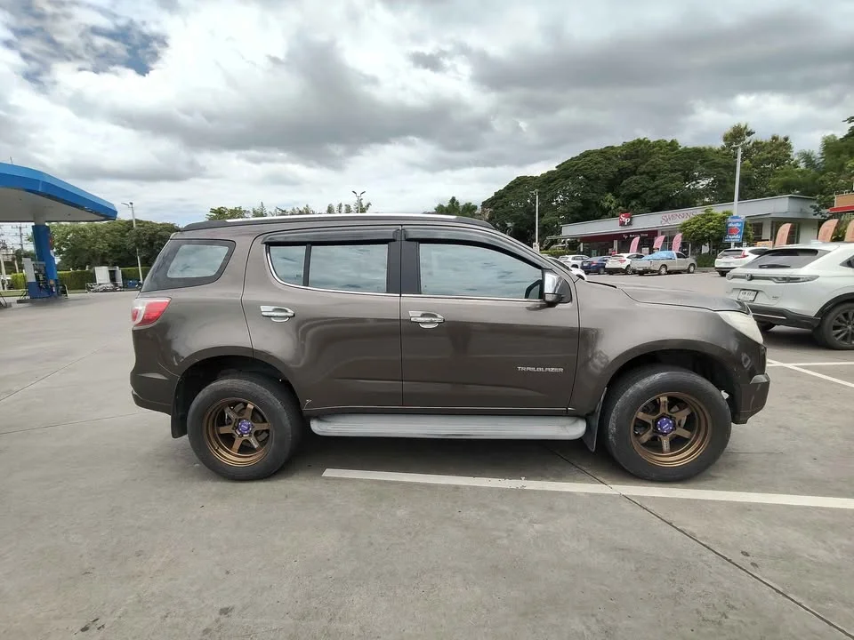 2013 Chevrolet TrailBlazer II 2