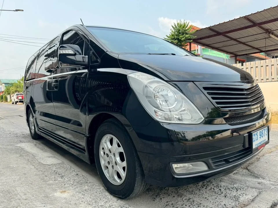 2011 Hyundai H-1 II 3