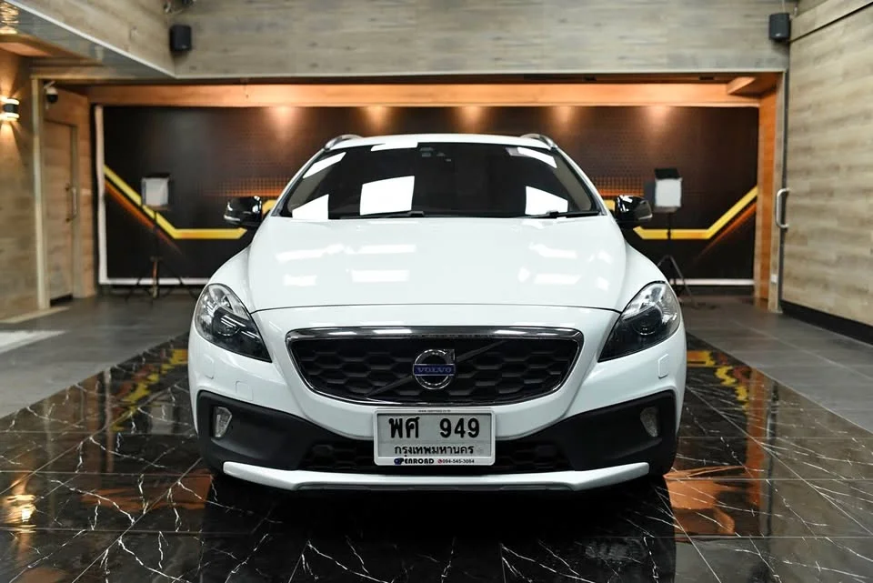 2016 Volvo V40 II 3