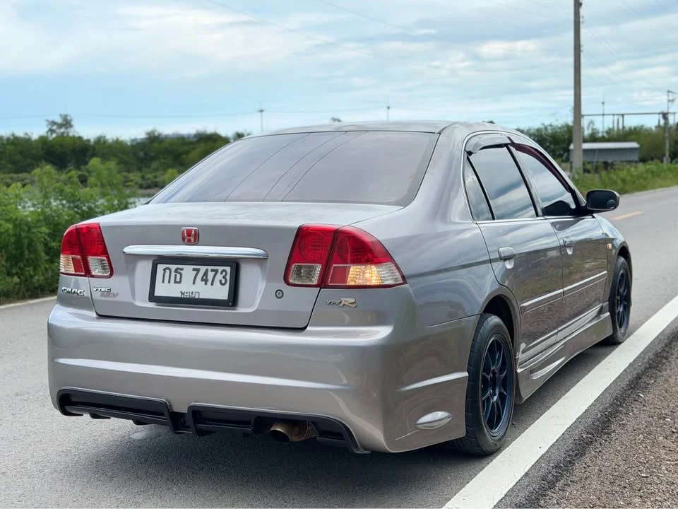 2001 Honda Civic VII 2