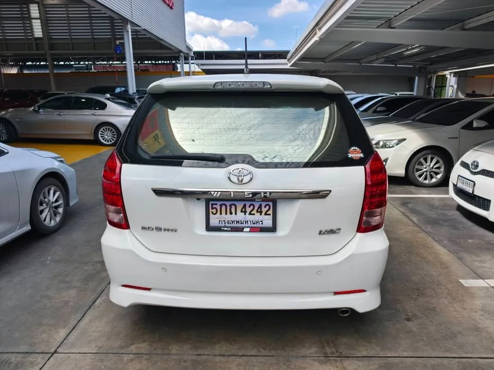 2008 Toyota Wish I 3