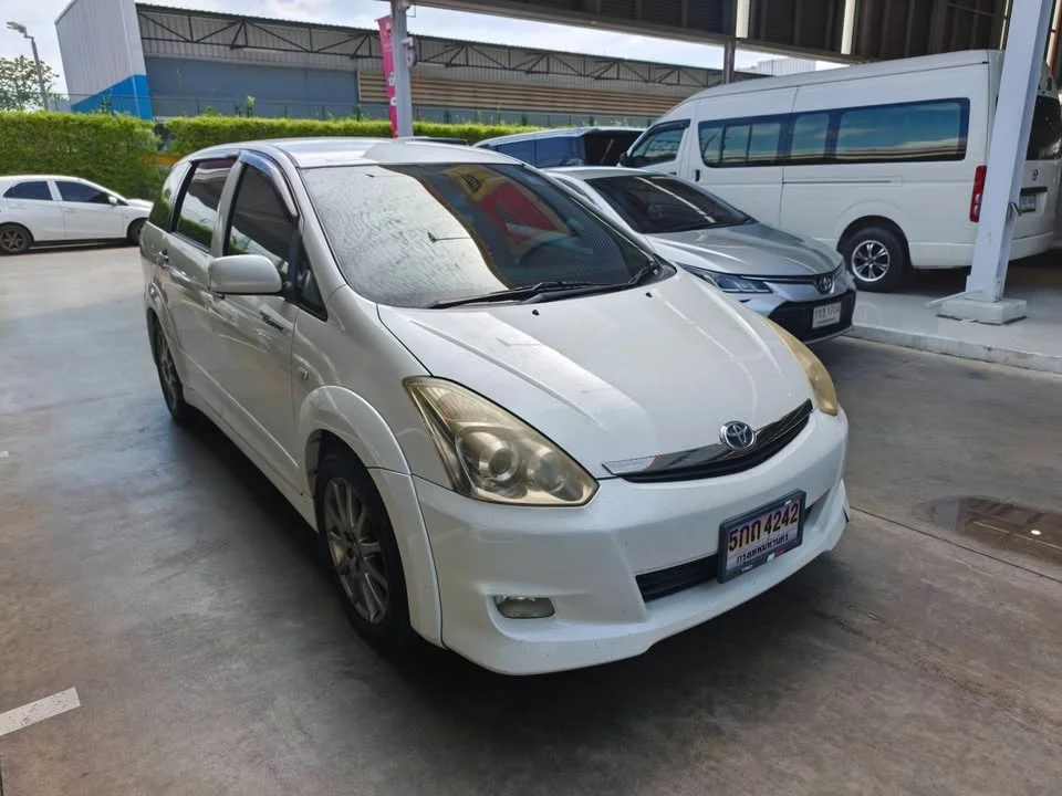 2008 Toyota Wish I 2
