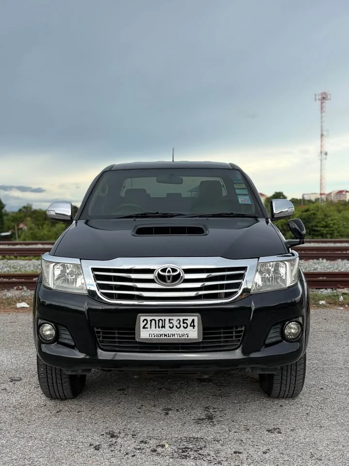 2013 Toyota Hilux VII 2