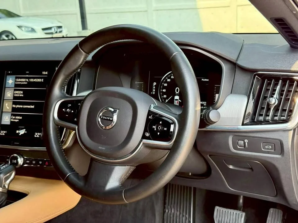 2017 Volvo S90 II 2