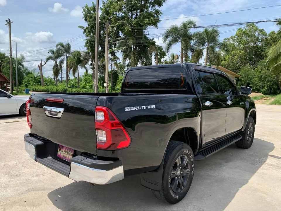 2020 Toyota Hilux VIII 3