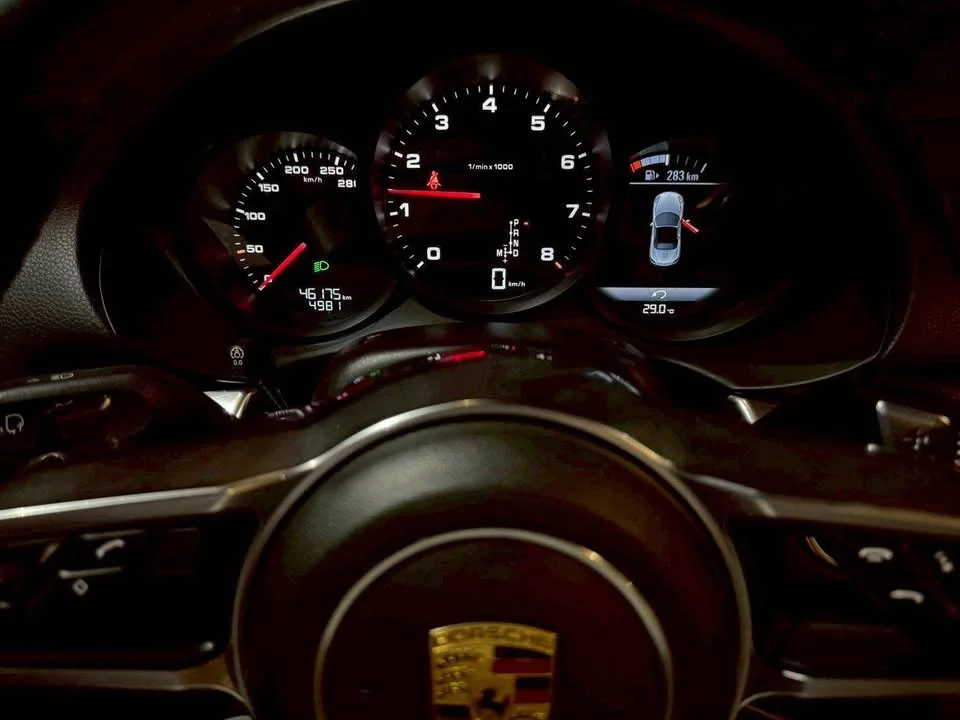 2016 Porsche 718 Boxster and Cayman IV 2