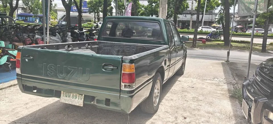 1995 Isuzu TFR III 3