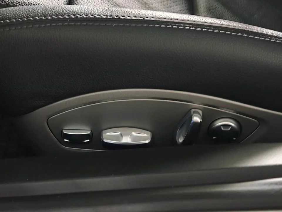 2015 Porsche Boxster and Cayman III 3