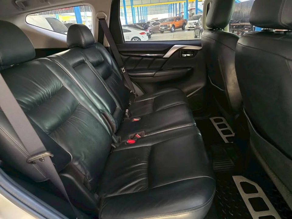 2015 Mitsubishi Pajero Sport III 2