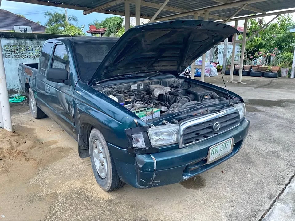 2005 Mazda 2500 Fighter V 3