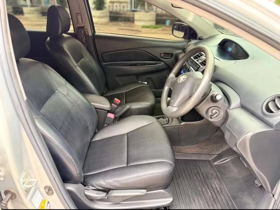 2010 Toyota Vios II 3