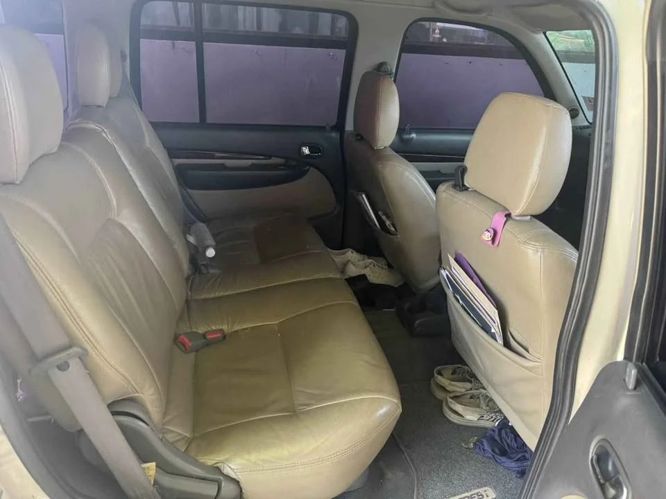 2005 Ford Everest I 3