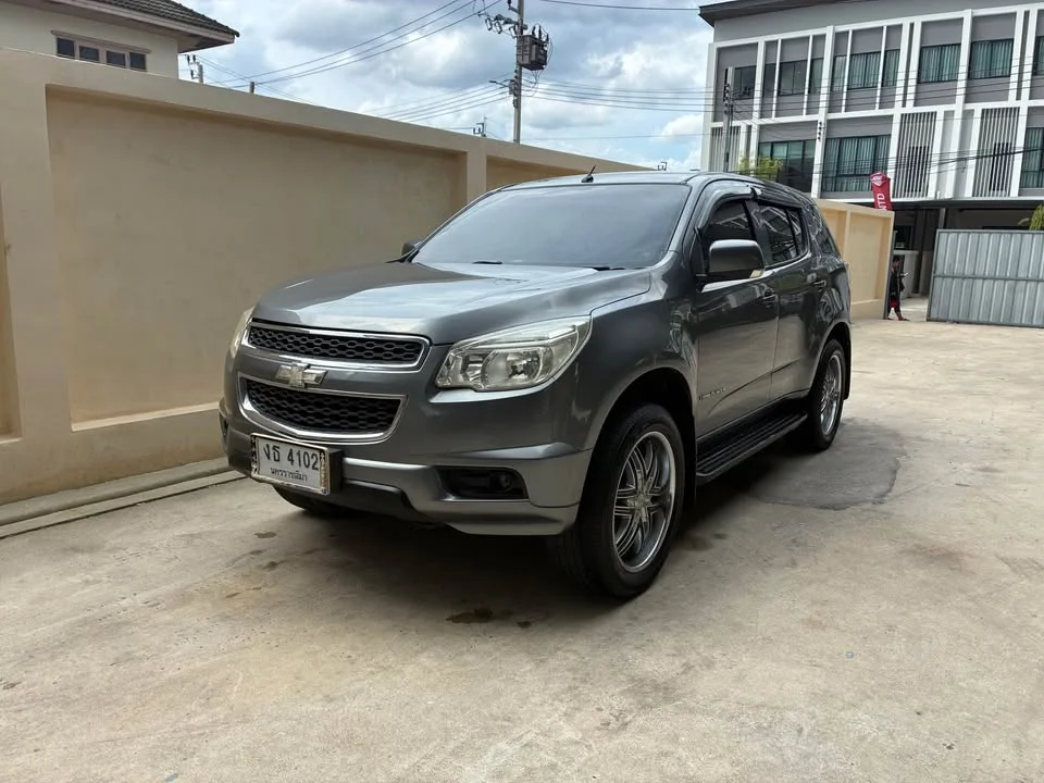 2013 Chevrolet TrailBlazer II 2