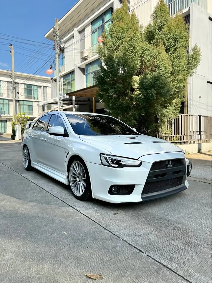 2011 Mitsubishi Lancer IX 2
