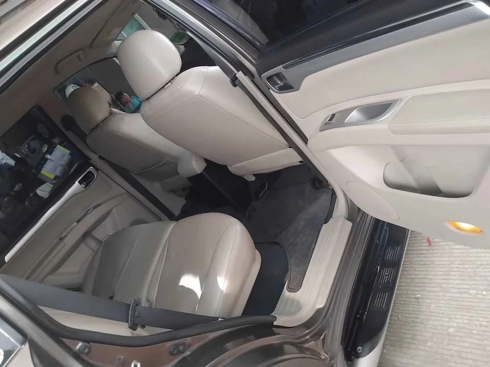 2011 Mitsubishi Pajero Sport II 2