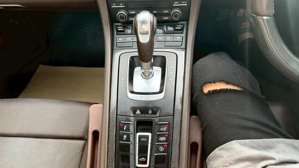 2019 Porsche 718 Boxster and Cayman IV 3