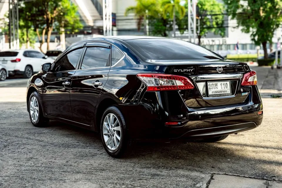 2014 Nissan Sylphy III (B17) 3