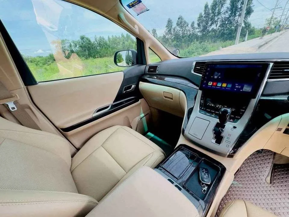 2013 Toyota Alphard, Vellfire II (AH20) 2