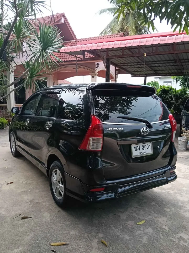 2014 Toyota Avanza II 3