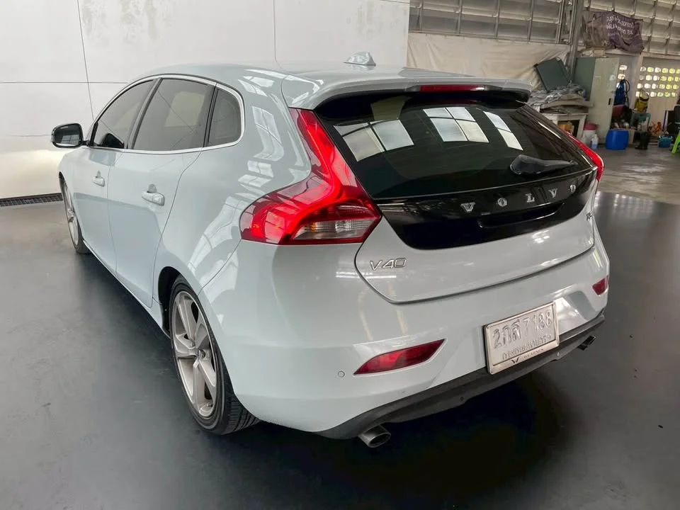 2013 Volvo V40 II 2