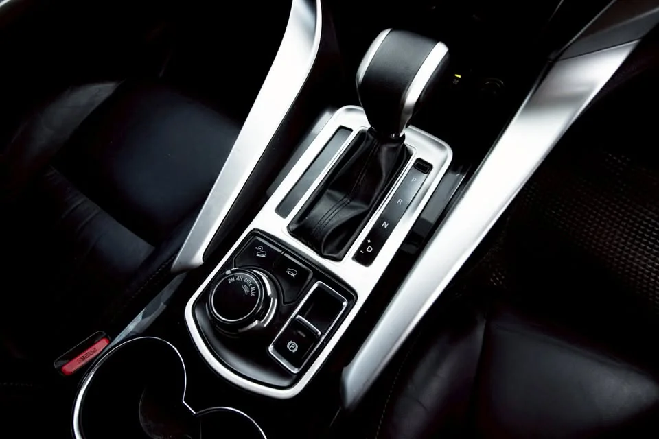 2016 Mitsubishi Pajero Sport III 3