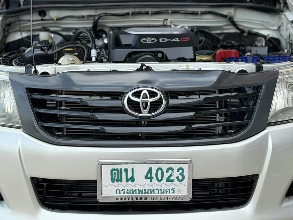 2012 Toyota Hilux VII 3