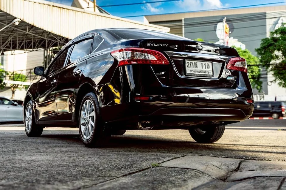 2014 Nissan Sylphy III (B17) 3