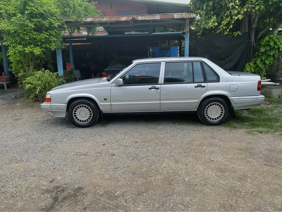 1993 Volvo 900 Series 2