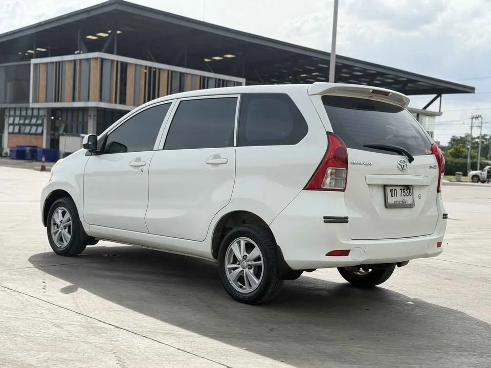 2012 Toyota Avanza II 3