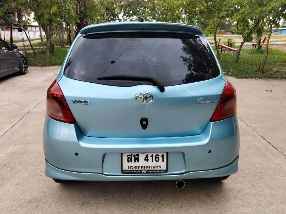 2007 Toyota Yaris II 2