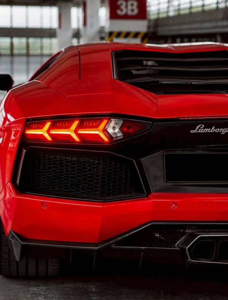 2012 Lamborghini Aventador 2