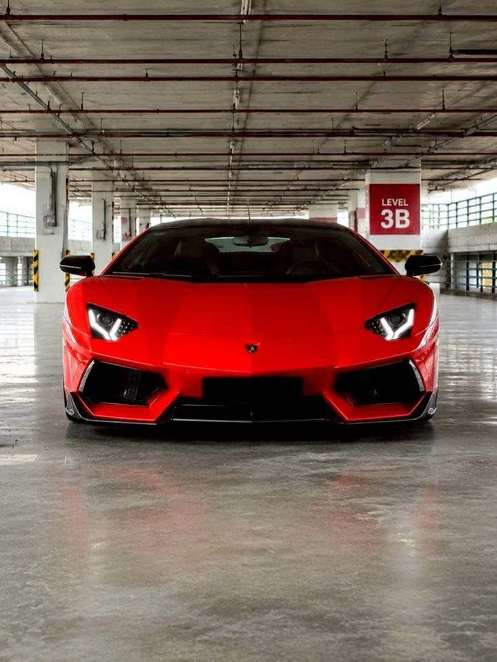 2012 Lamborghini Aventador 3