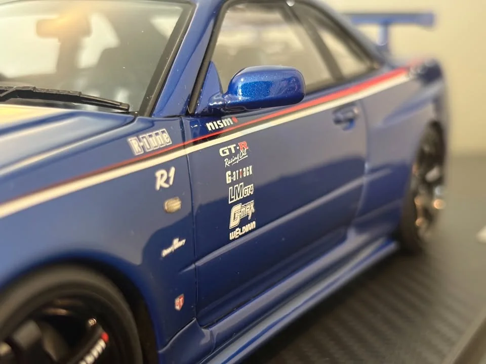 Nissan Skyline R34 2
