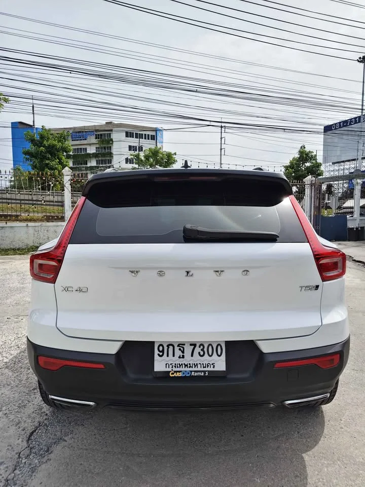 2019 Volvo XC40 3
