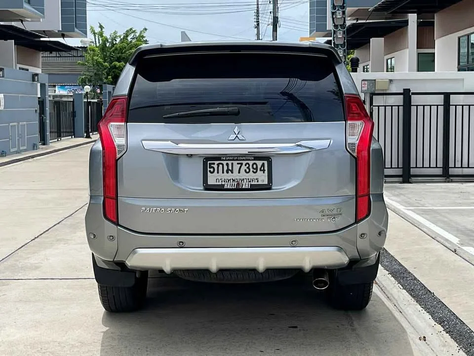 2016 Mitsubishi Pajero Sport III 2