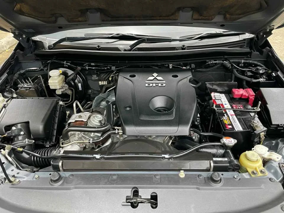 2016 Mitsubishi Pajero Sport III 3