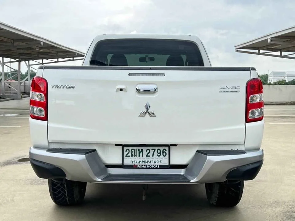 2017 Mitsubishi Triton V 3