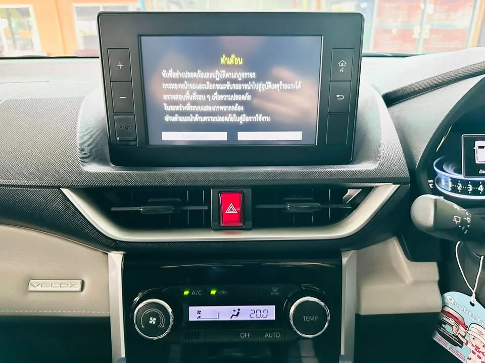 2022 Toyota Veloz III 3