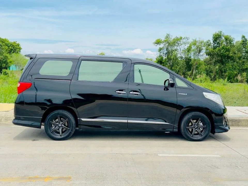 2013 Toyota Alphard, Vellfire II (AH20) 3