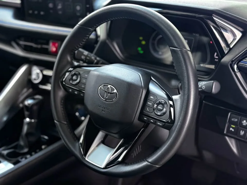 2024 Toyota Yaris Cross AC200 3