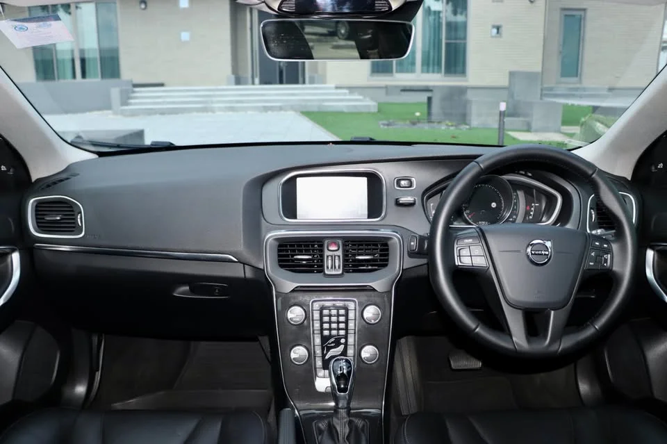 2017 Volvo V40 II 3