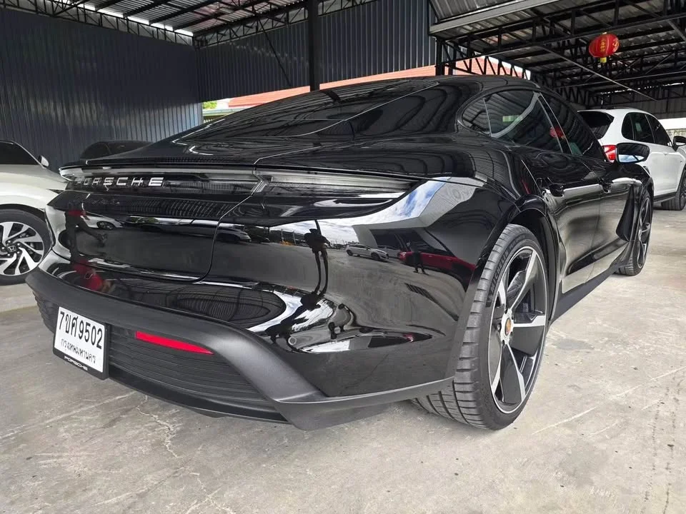 2021 Porsche Taycan 9J1 2