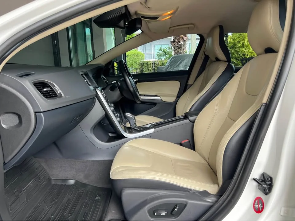 2013 Volvo V60 I 3