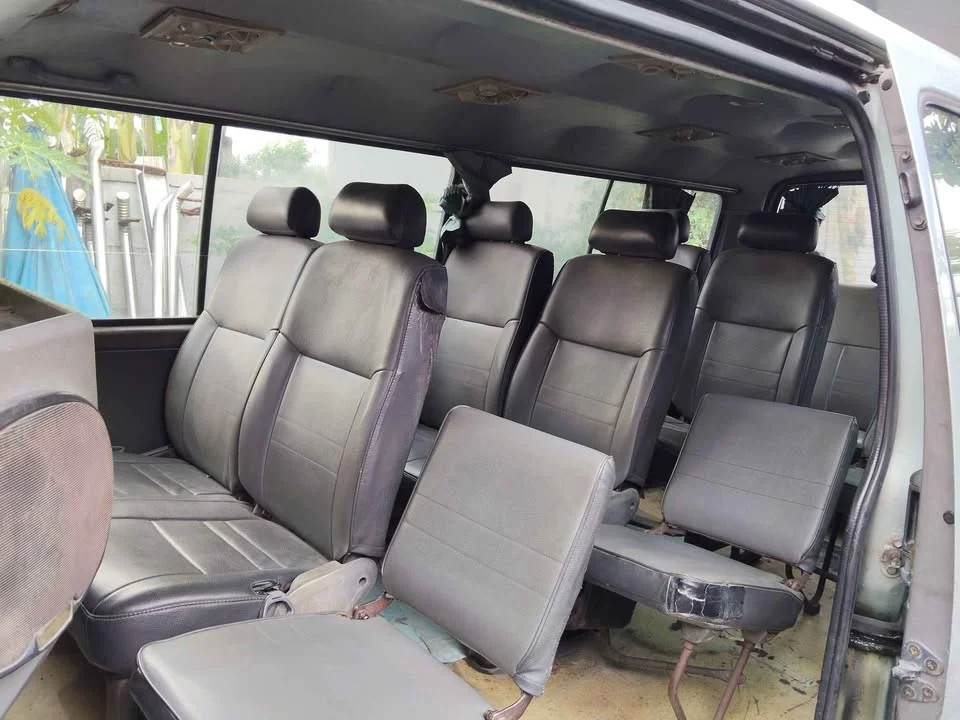 1999 Toyota Commuter IV (H100) 3
