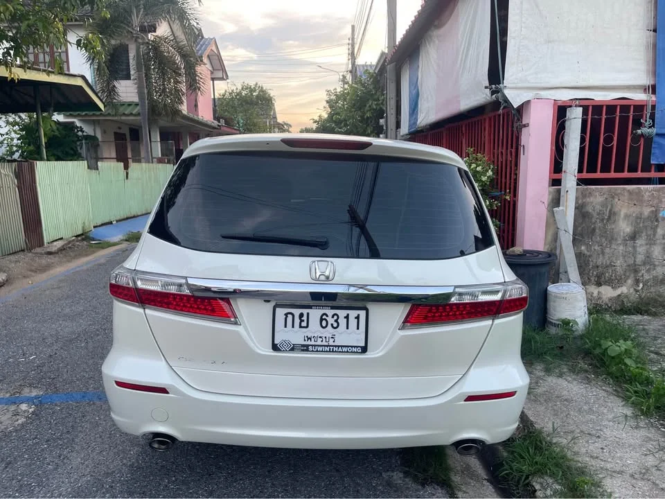 2012 Honda Odyssey IV 2