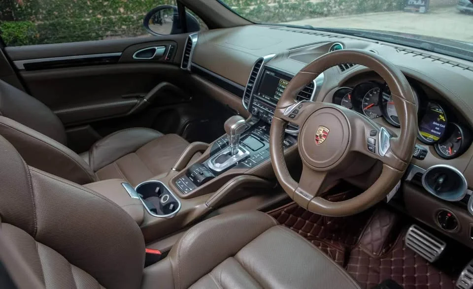 2011 Porsche Cayenne II 3