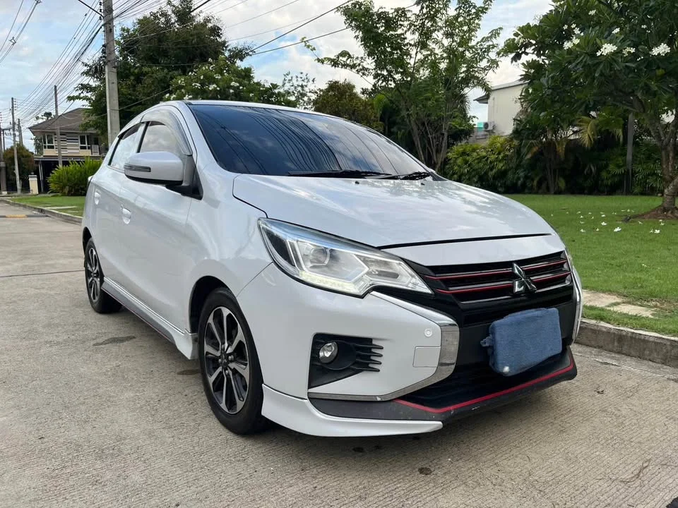 2019 Mitsubishi Mirage VI 3